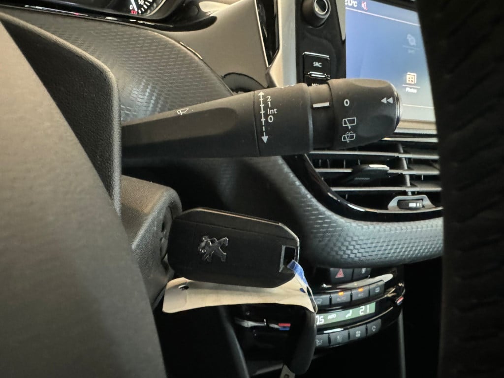 Peugeot 2008 1.2 puretech active