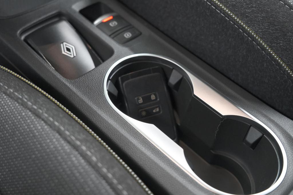 Renault Captur mild hybrid 160 edc techno | pack winter | camera | adaptiev