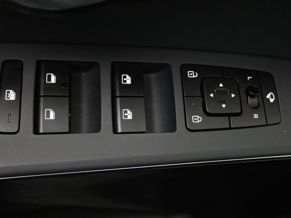 Kia Niro Ev dynamicline 64.8 kwh | soh 99,5% | apple carplay/android auto |