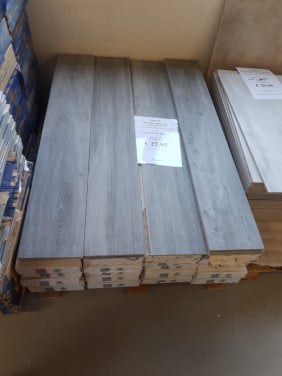 3030-324 ca 26 m² houtlook tegels, vergrijsd, 20x120 cm, van € 66,67 voor