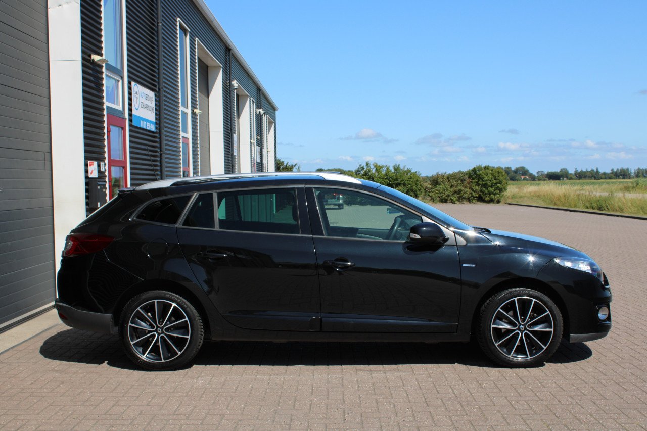 Renault Mégane 1.2 Energy TCe 2013 Zwart Bose Keyless go