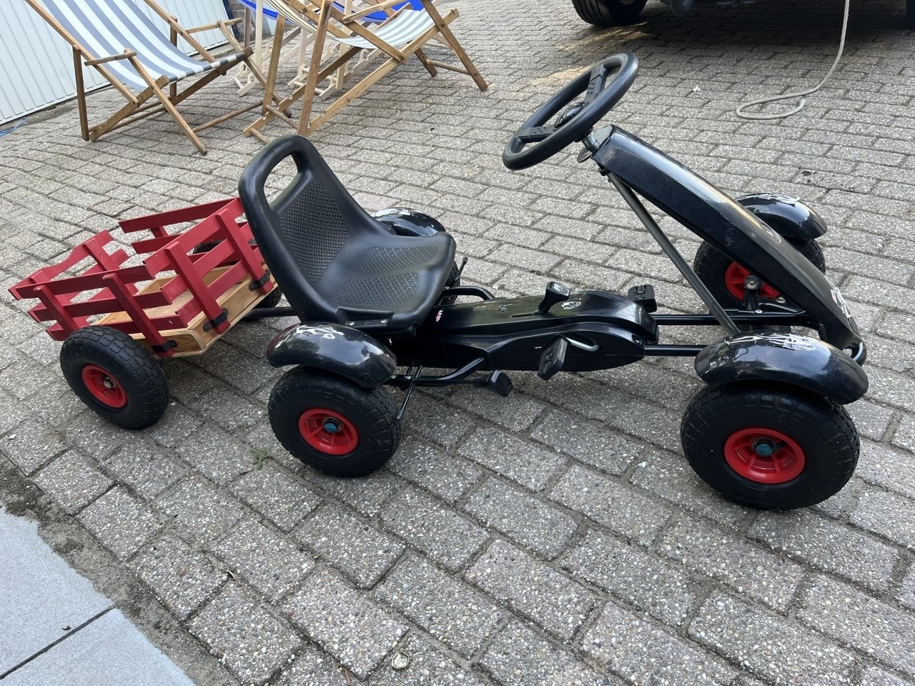 Skelter met aanhangwagen