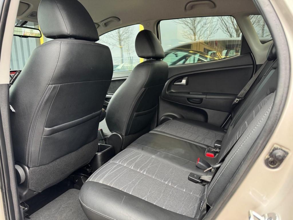 Kia Venga 1.6 cvvt x-ecutive