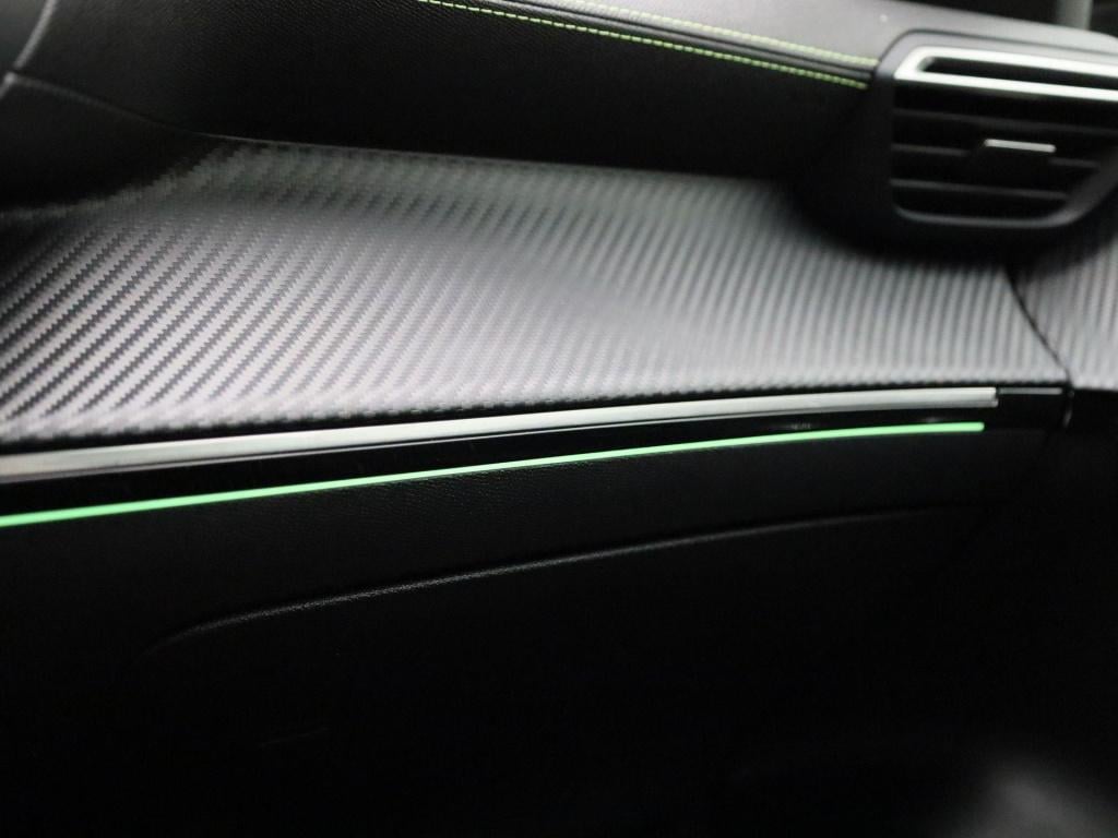 Peugeot 208 1.2 puretech 100 gt line | panoramadak | half-leder | navigatie