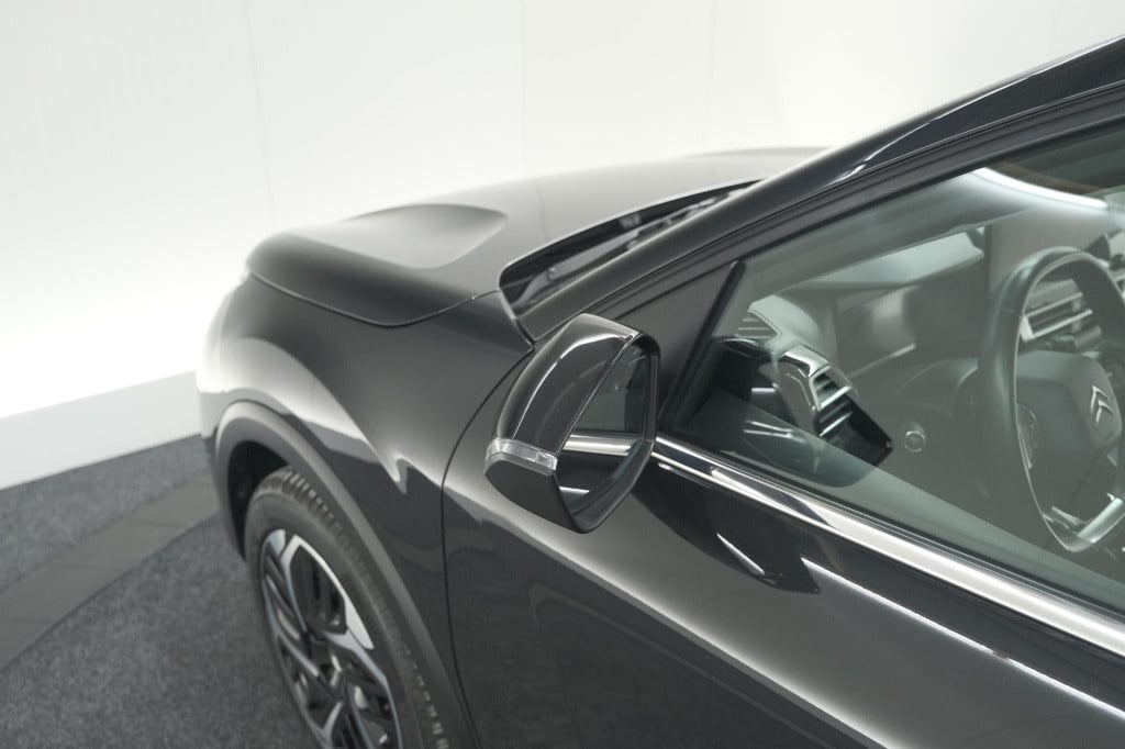 Citroen C4 puretech 131 eat6 shine | camera | head-up display | navigatie |