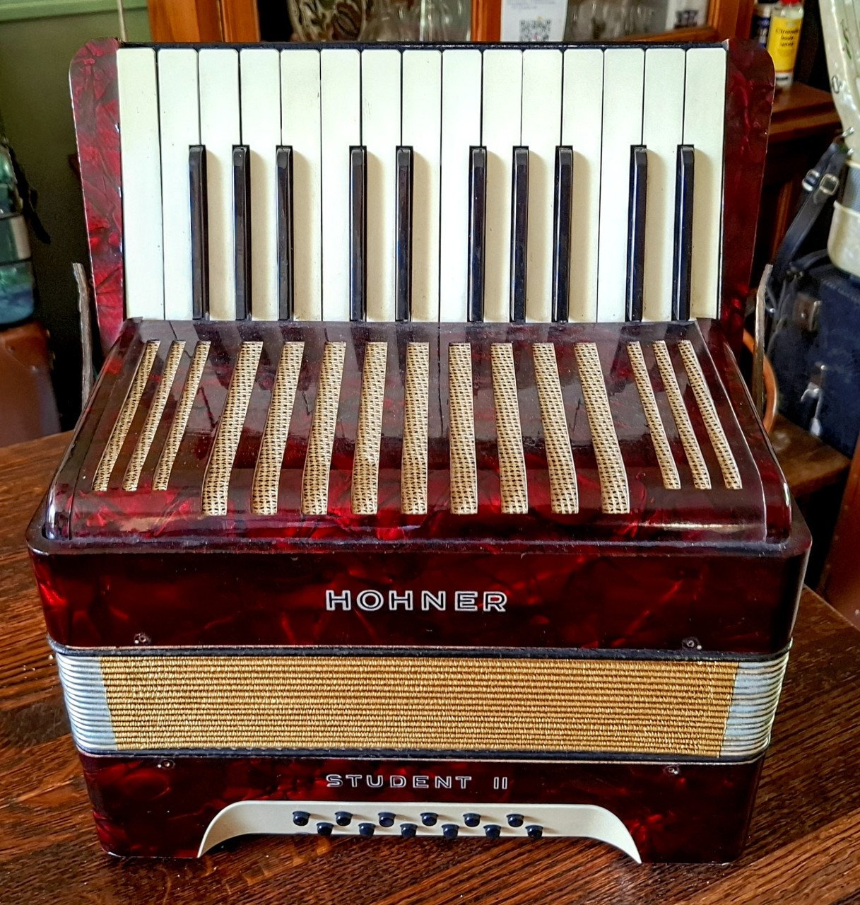 Accordeons stemmen/repareren