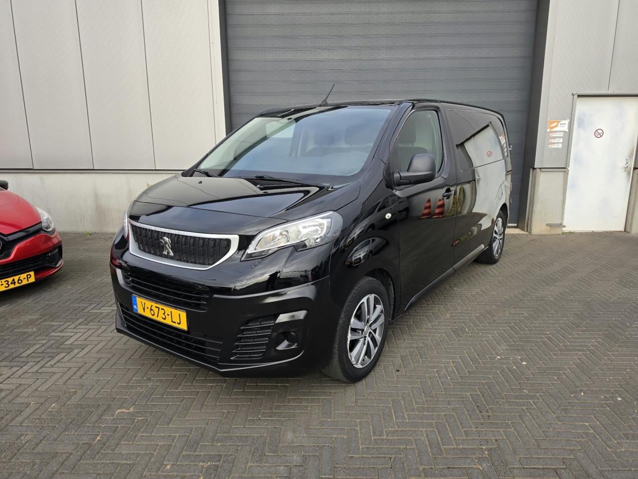 TE KOOP PEUGEOT EXPERT 226S 1.6 BLUE HDI 95 PREMIUM 156.579 KM