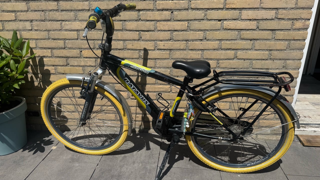 Te koop twee kinderfietsen