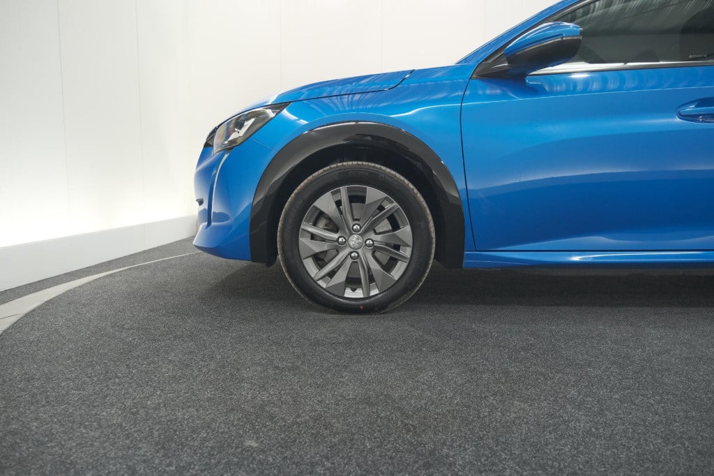 Peugeot 208 ev active pack 50 kwh | parkeersensoren | apple carplay | clima