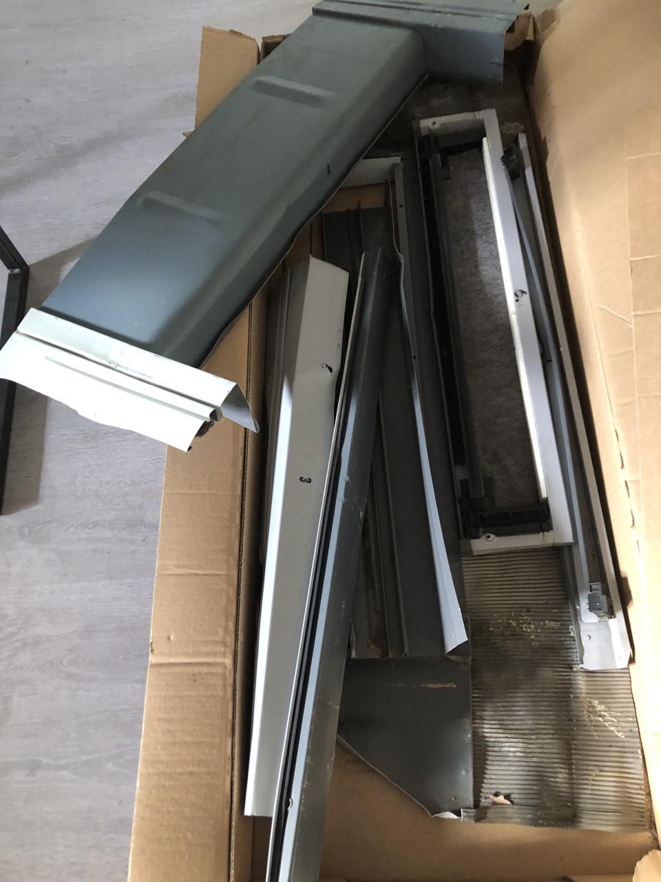 Fakro dakraam nieuw - met gootstukken 78x118cm