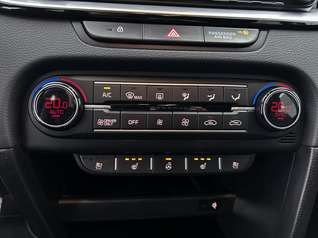 Kia Ceed Sportswagon 1.6 gdi phev executiveline limited go | leder | naviga