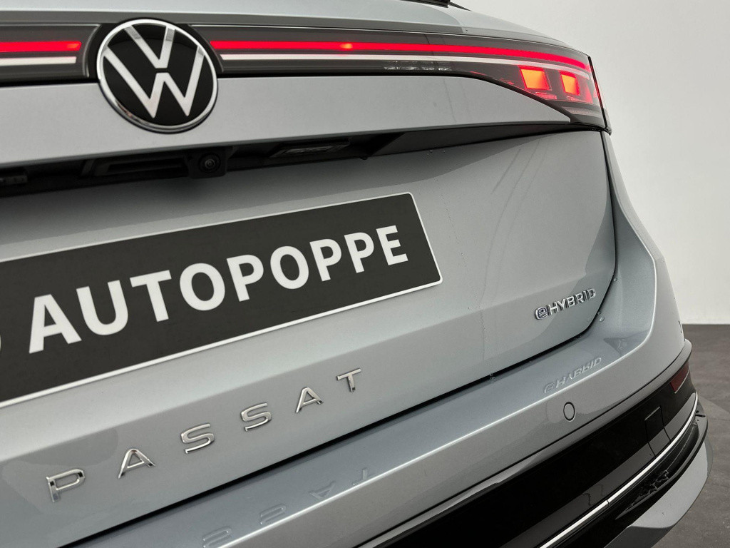 Volkswagen Passat variant elegance business 1.5 ehybrid 150 kw / 204 pk var