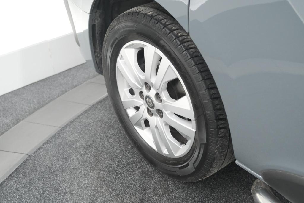 Renault Trafic 2.0 dci 110 t30 l2h1 work edition | trekhaak | camera | navi