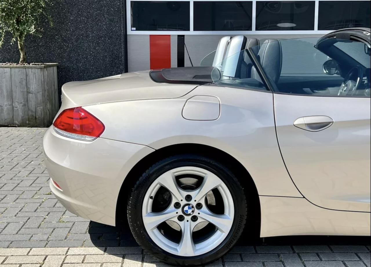 BMW Z4 sdrive 2.3i