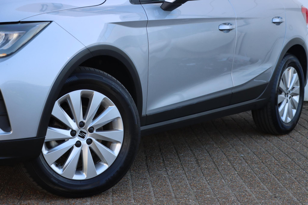 Seat Arona 1.0 tsi style business intense dsg7