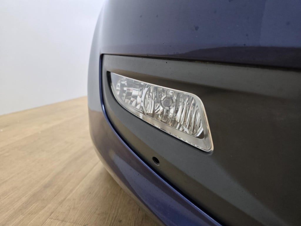 Volkswagen Polo occasion 1.4-16v comfortline met cruisecontrol en leuke vel