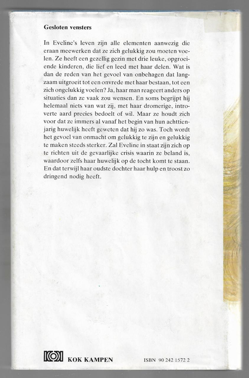 Boeken  B 58  Gesloten vensters    216 bladzijden