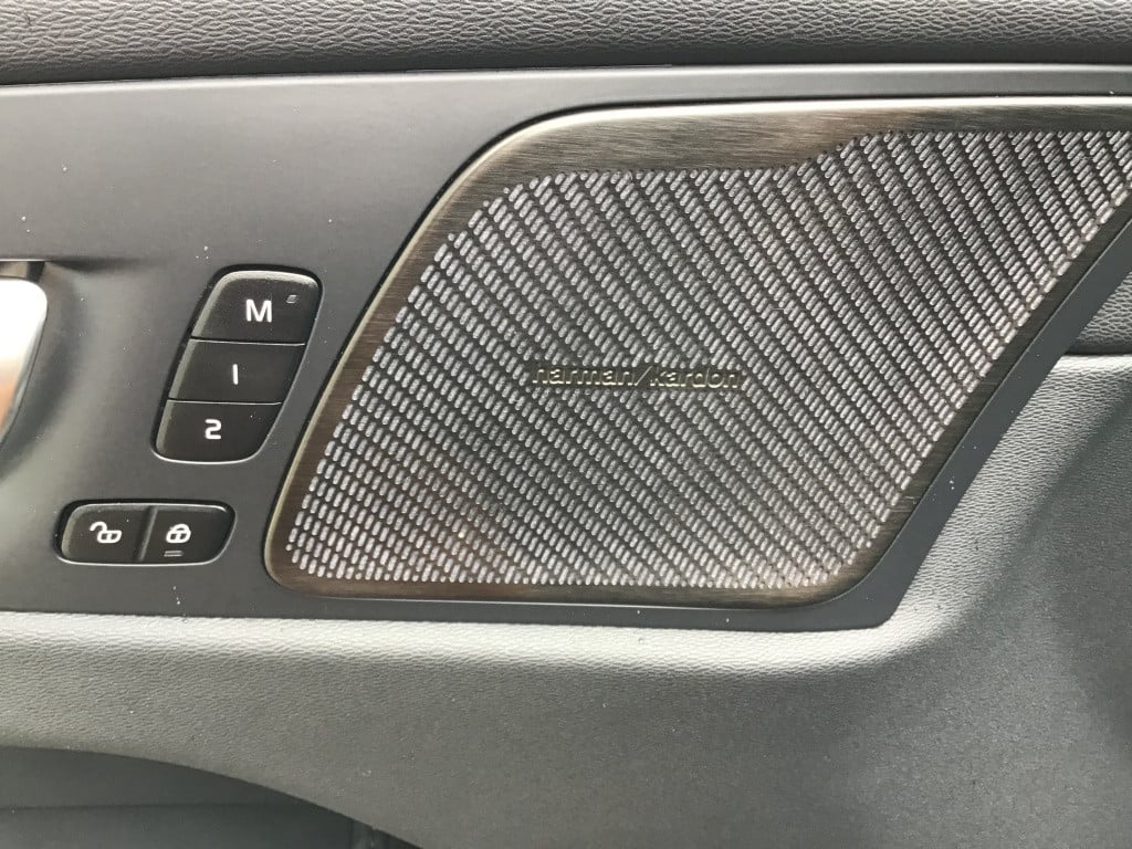 Volvo XC60 2.0 t6 awd plus + bright leder/360 cam./hk premium sound