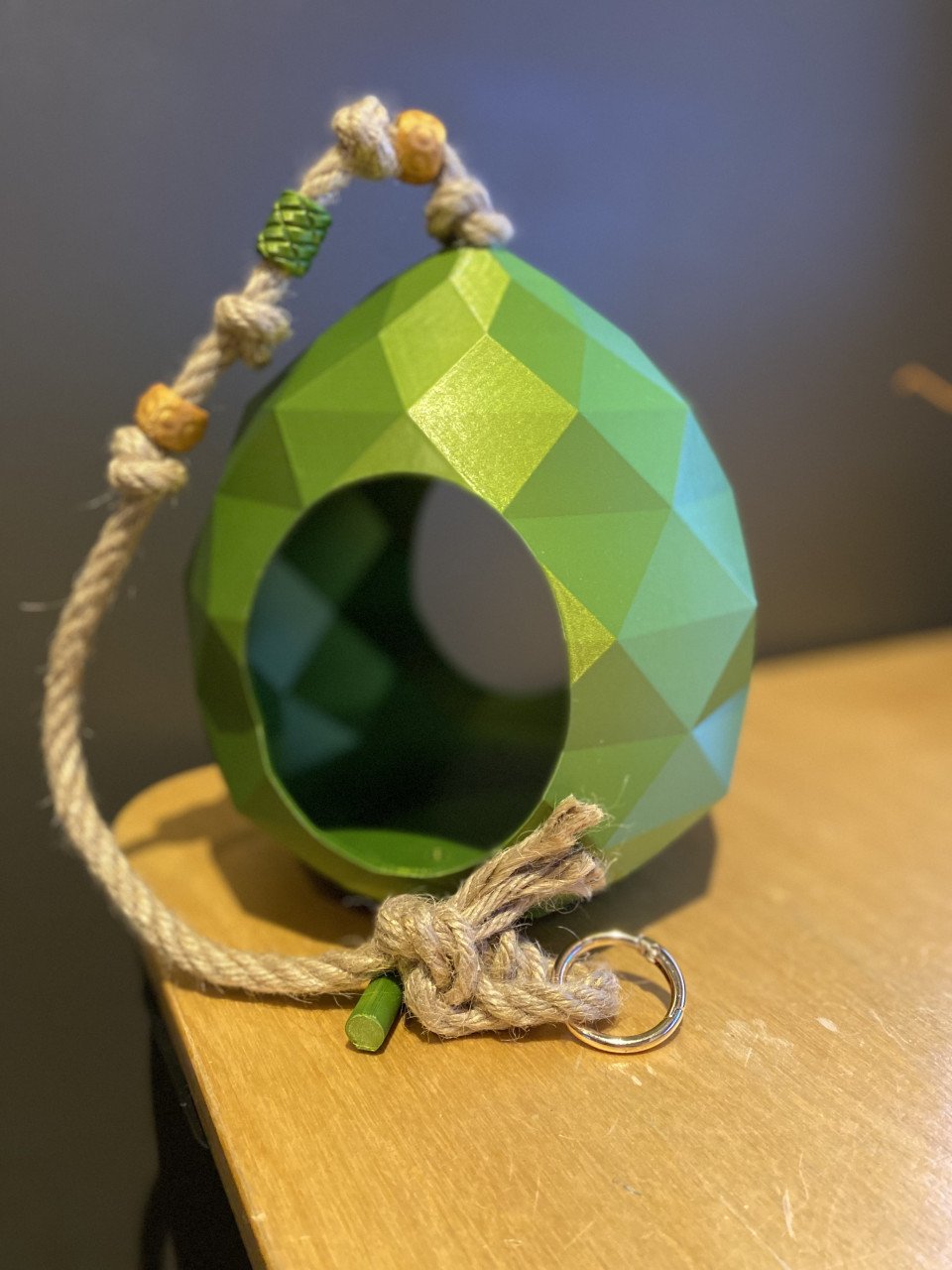 Unieke vogelhuisjes, voederhuisjes,insectenhotels, binnen en buitenlampen