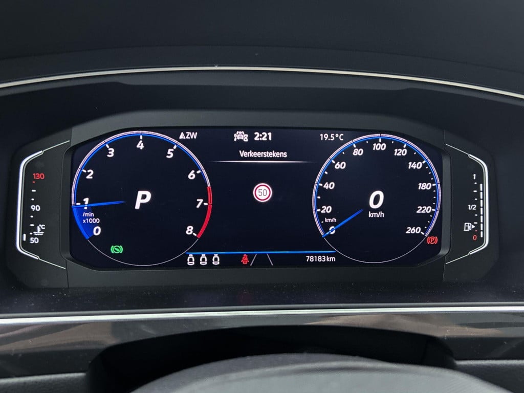 Volkswagen Tiguan 1.5 tsi r-line | automaat | lmv | panorama dak | climate 