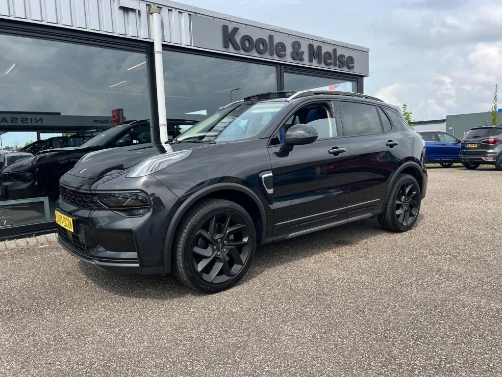 Lynk & Co 01 1.5 261pk phev , black edition , panoramadak , adaptive cc , c