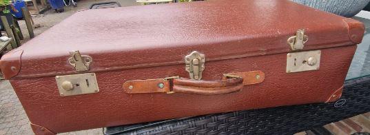 Vintage koffer jaren 50. Opbrengst gaat naar Stichting Kika)