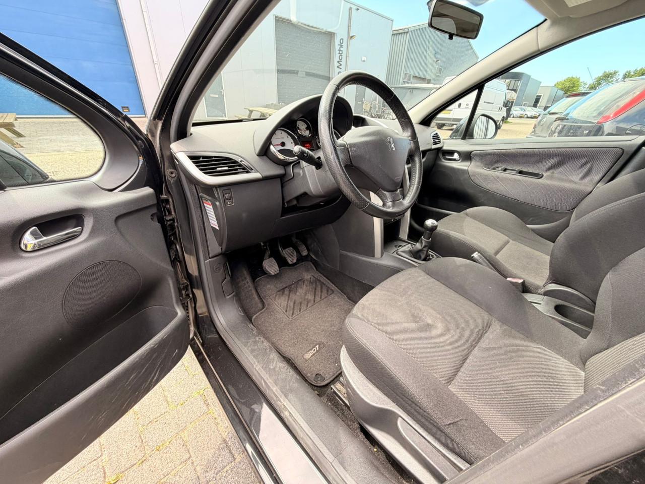 Peugeot 207 SW 1.6 VTi XS APK/Airco/Panorama