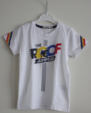 Wit shirt met opdruk  maat 104