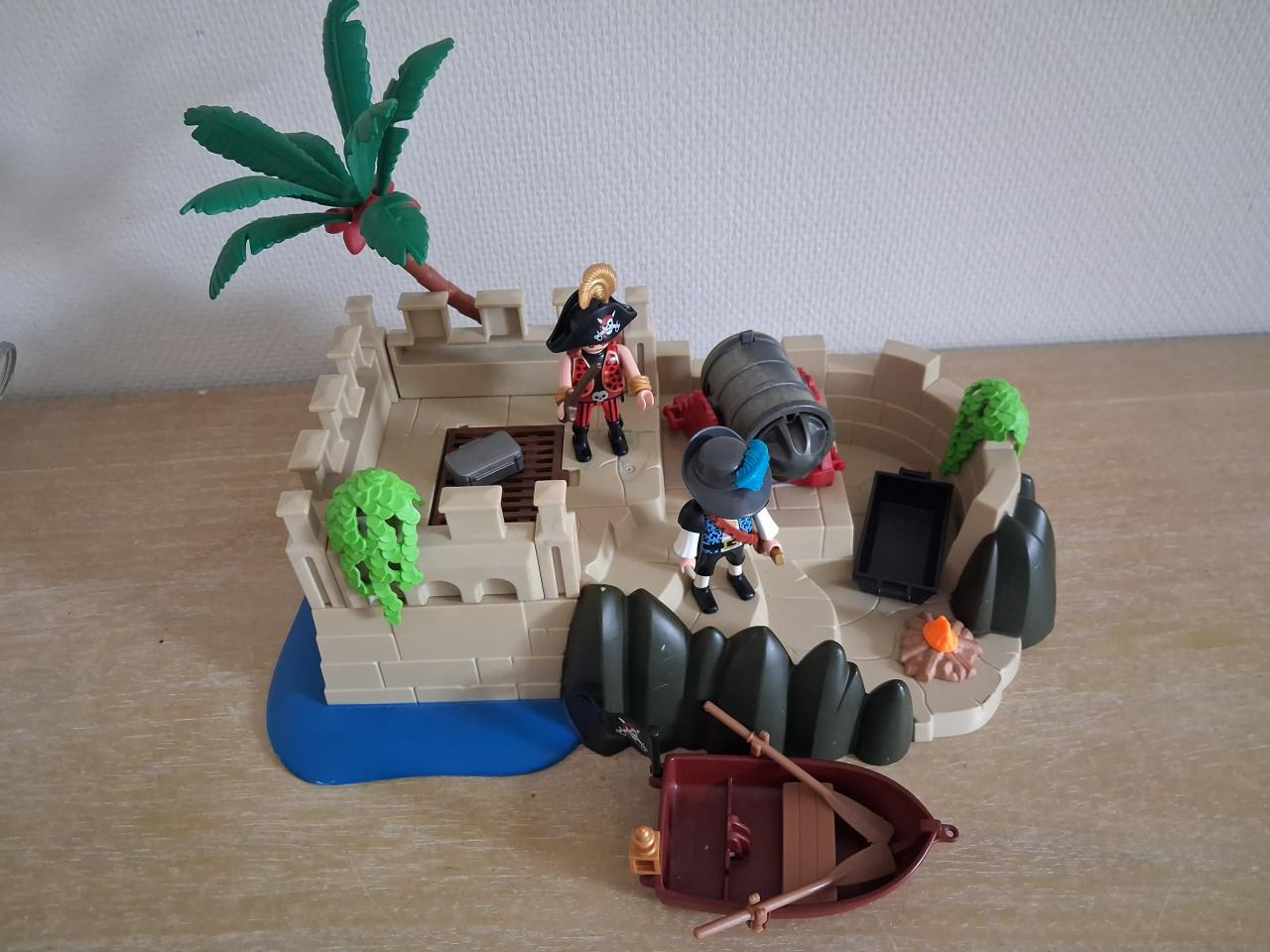 Playmobil piratenvesting met kanon en roeiboot set 4007