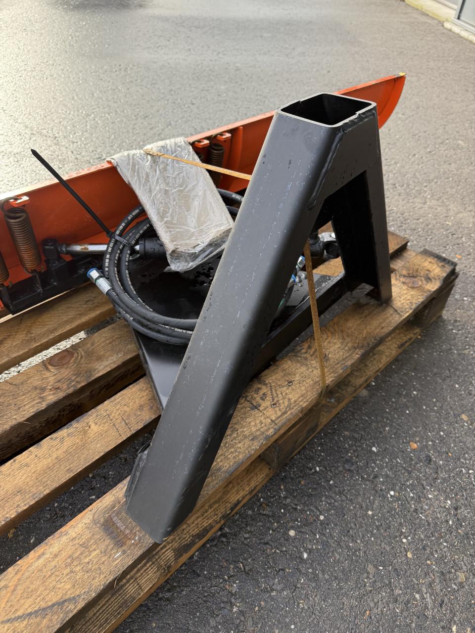 Sneeuwschuif 200 cm (nieuw)