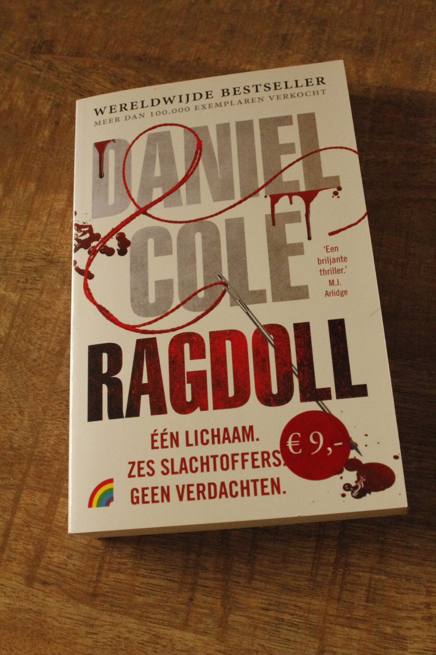 Thrillers,,div schrijvers..