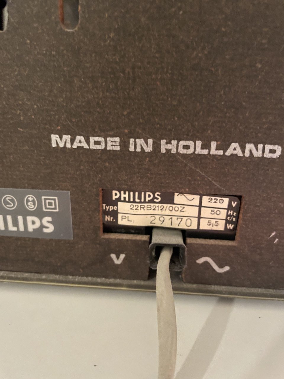 Vintage Philips tafel radio 22RB212