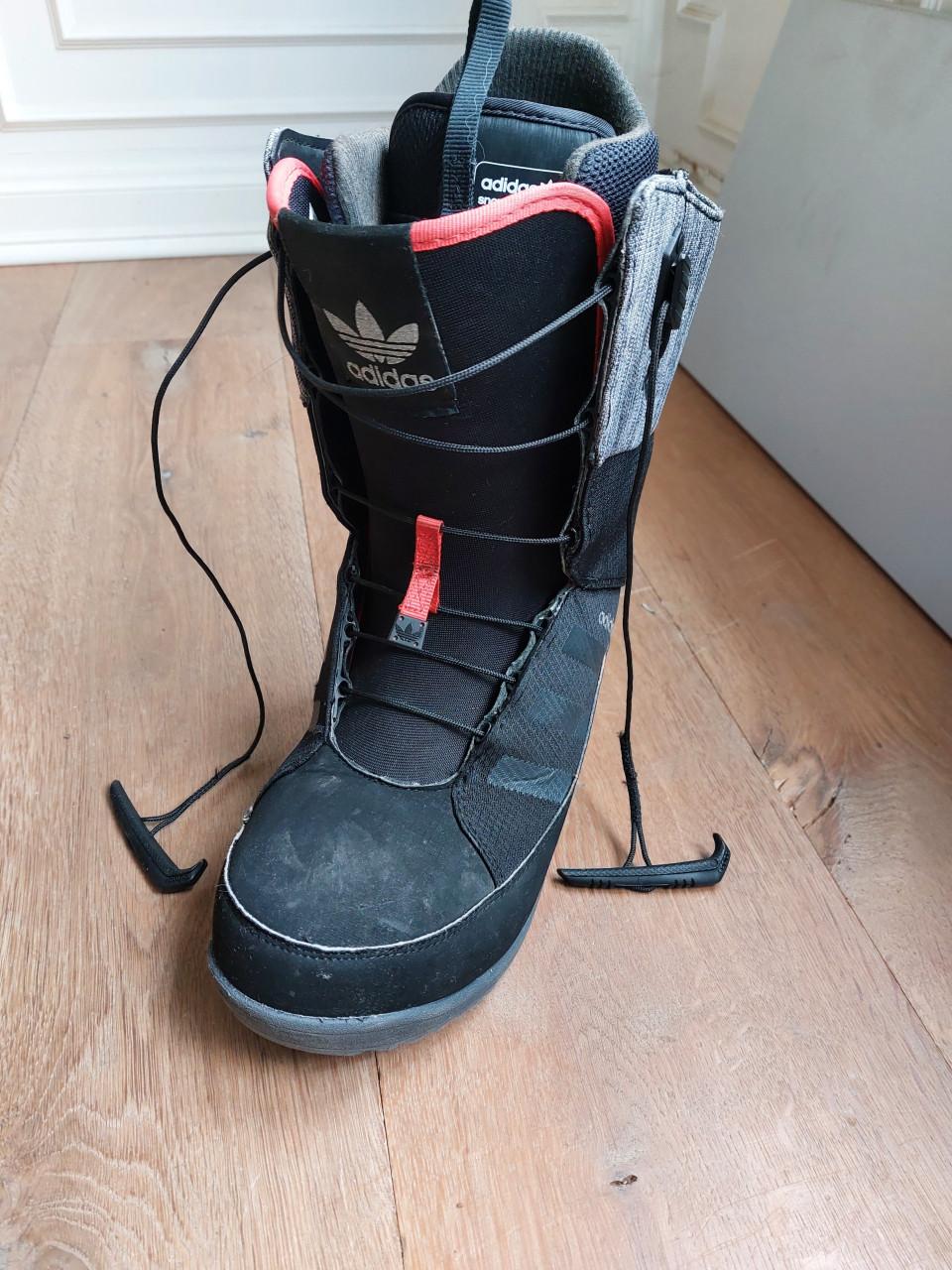 Snowboardschoenen Adidas Mika Lumi maat 8,5