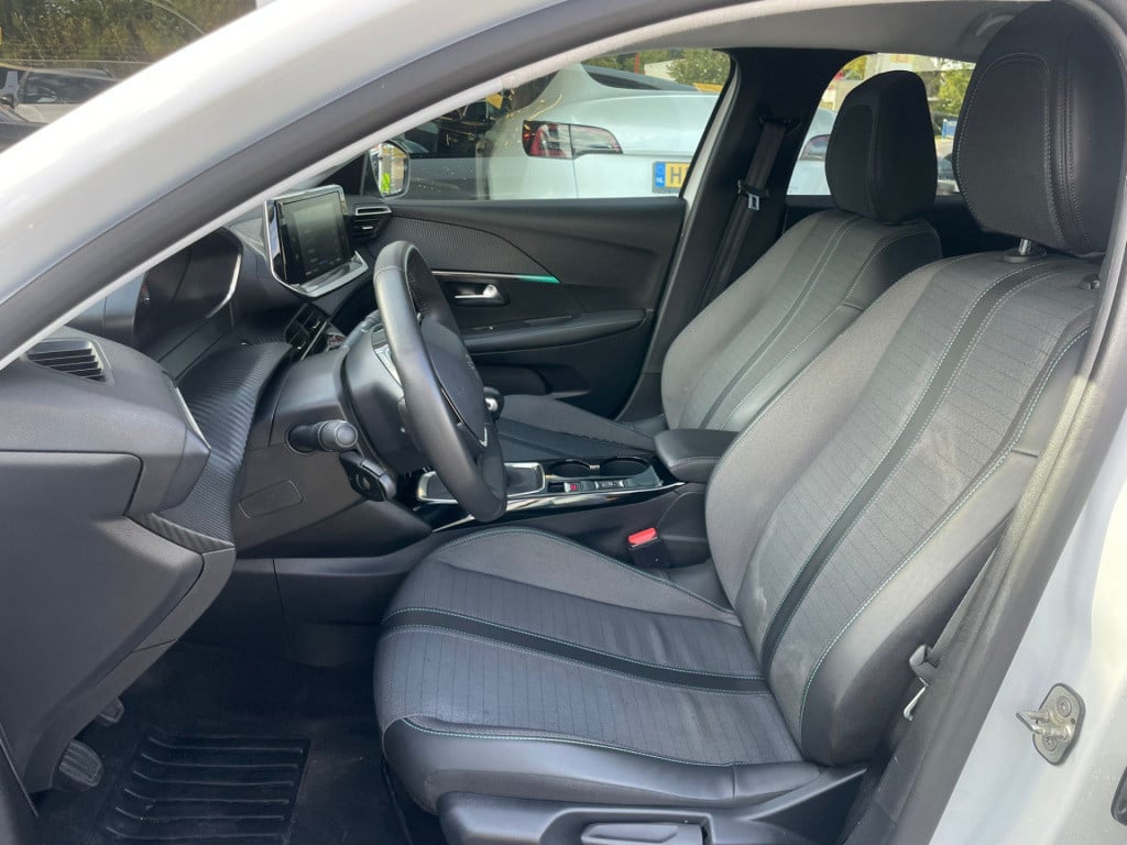 Peugeot 208 1.2 puretech allure