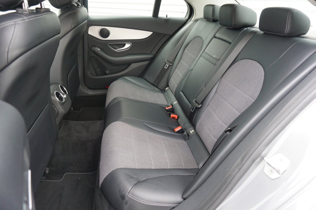 Mercedes-Benz C-Klasse 180 prestige climate / navi / cruise / stoelverw. / 