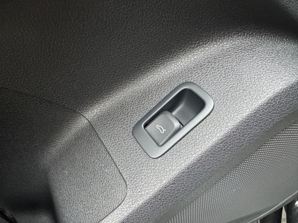 Audi Q2 35 tfsi matrix led * camera * stoelverwarming * acc * keyless