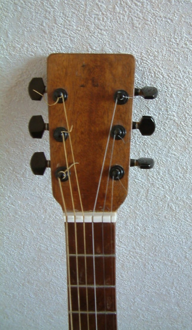 Jumbo gitaar goede volle klank