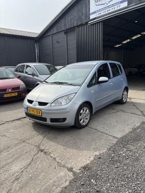 Mitsubishi colt jaar apk
