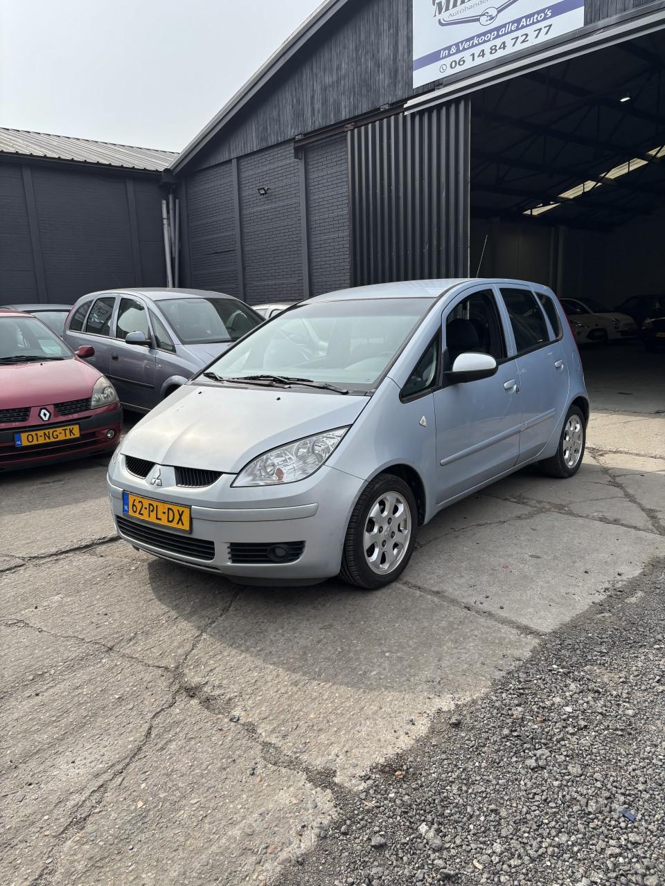 Mitsubishi colt jaar apk