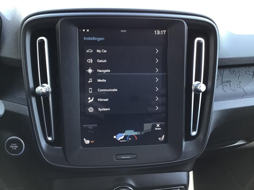 Volvo XC40 t4 190pk aut. momentum nieuwstaat i parkassist i navigatie i cru