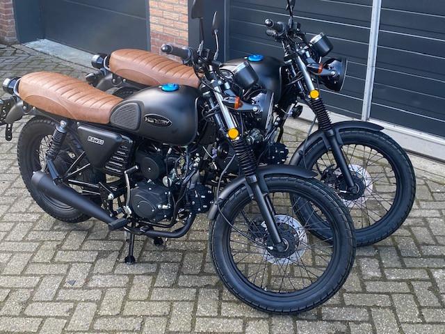 Unieke hanway raw 50 demo maar 1860 km caferacer euro 5 limited nu 1899 eu