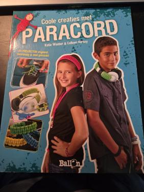 Boek, "Coole creaties met Paracord" 2015