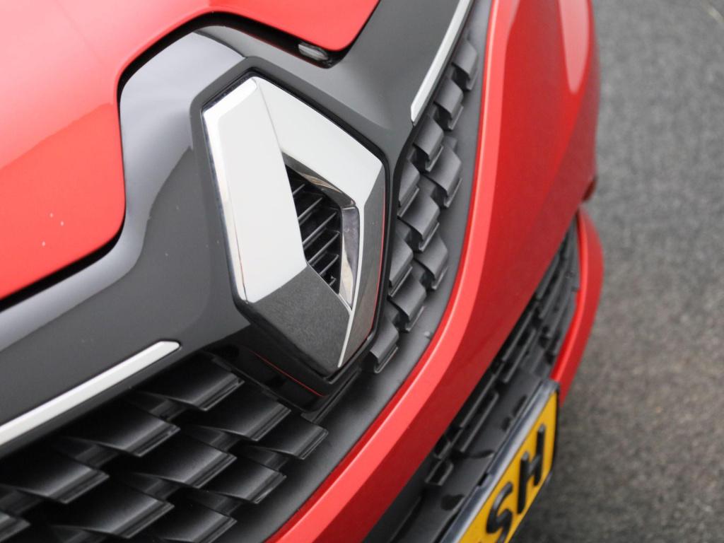 Renault Clio 1.6 e-tech hybrid 140 zen | automaat | parkeer sensoren | navi