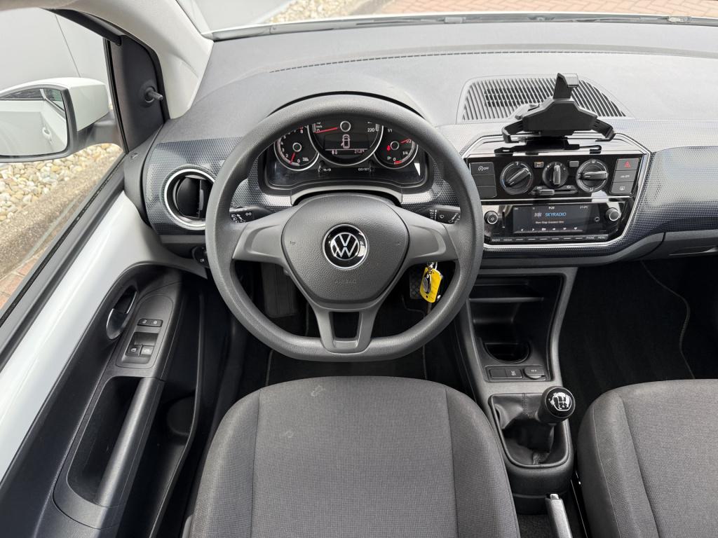 Volkswagen UP! 1.0 65pk 5drs. cruise | apps | camera