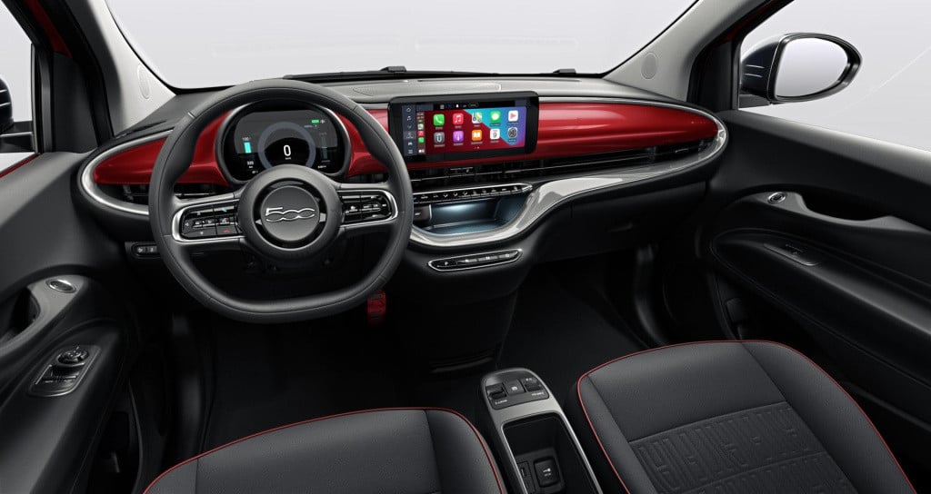 Fiat 500 3+1 red 24 kwh | cruise control |apple carplay/android auto | 8 ja