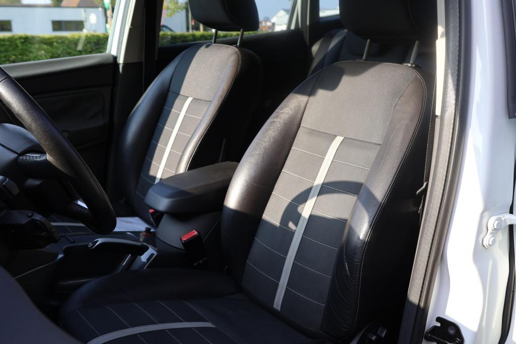 Ford Kuga 2.5 20v titanium|trekhaak|12 maanden bovag garantie|volledig rij