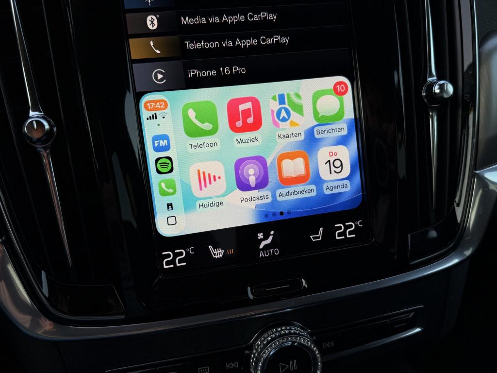 Volvo S90 2.0 t4 momentum | leder | parkeersensor | acc | apple carplay | b