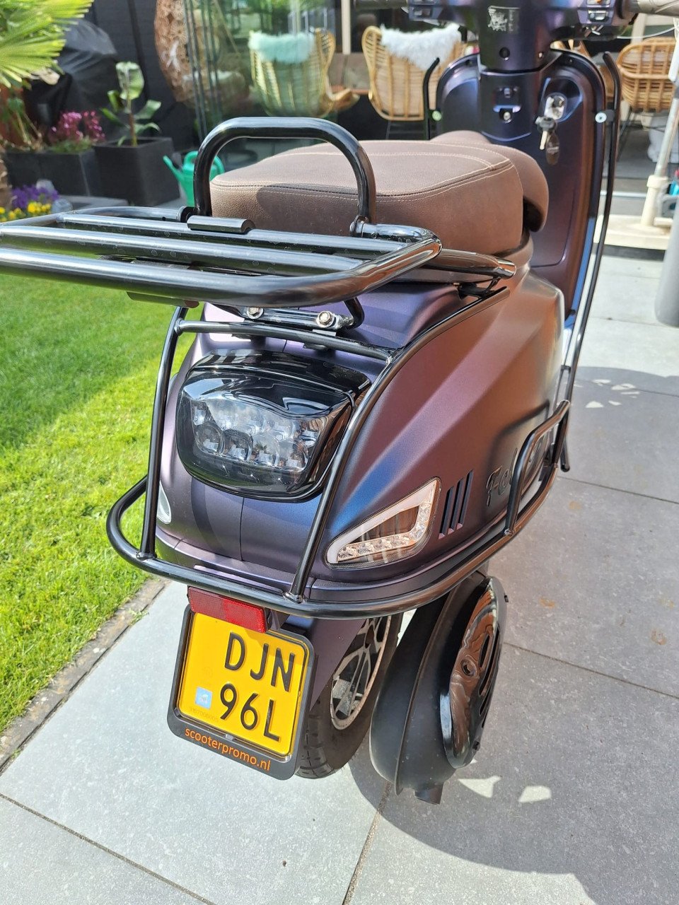 Turbho scooter- goed onderhouden!