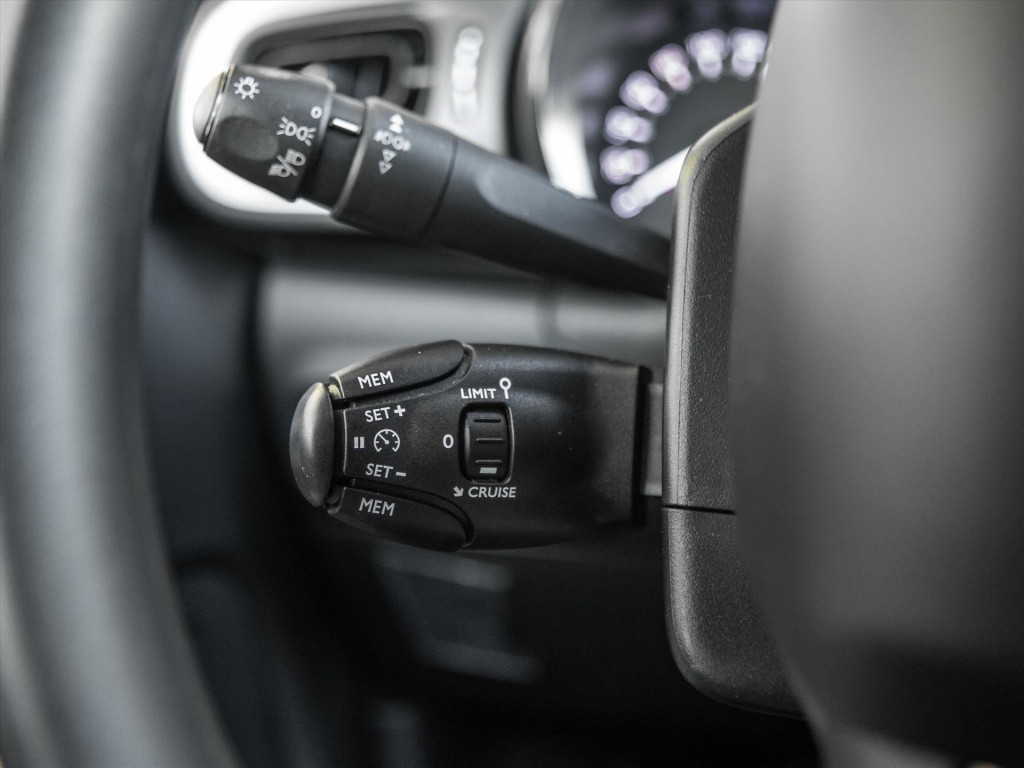 Citroen C3 1.2 puretech 82pk feel | cruise & climate control | android auto