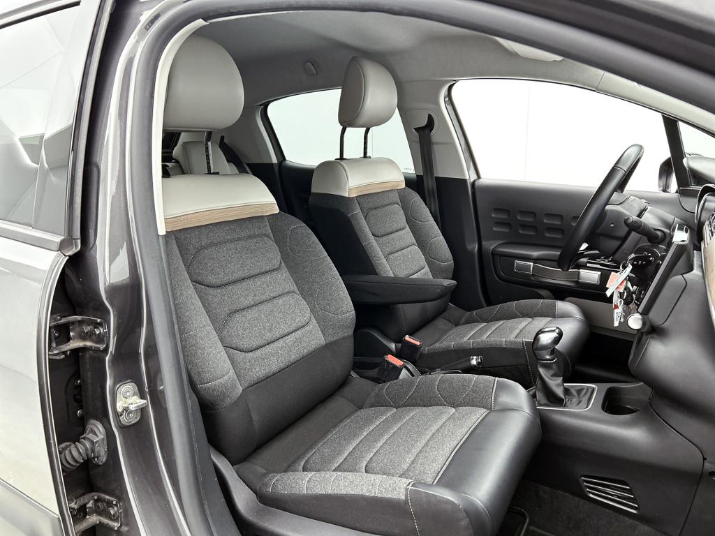 Citroen C3 83 pk shine | rijklaar | 17" lmv | camera | navigatie |